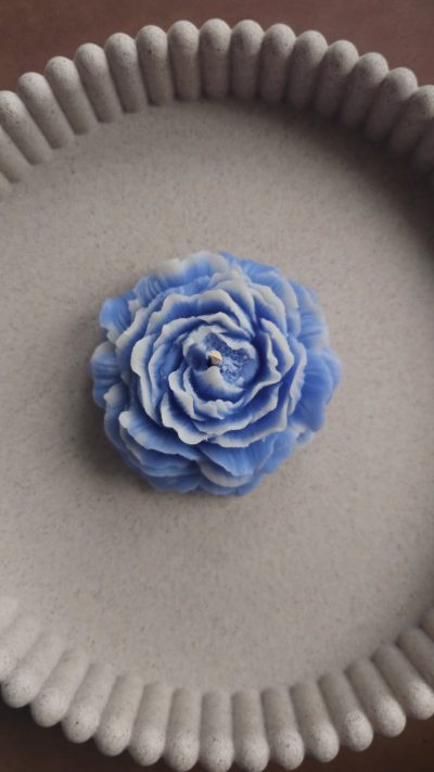 Bougie pivoine bleue - grand frais